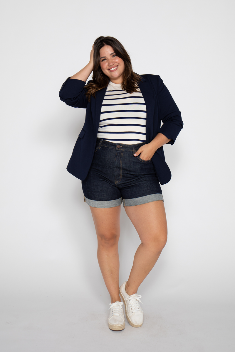 Jessica C is Size 34 and 5’8”