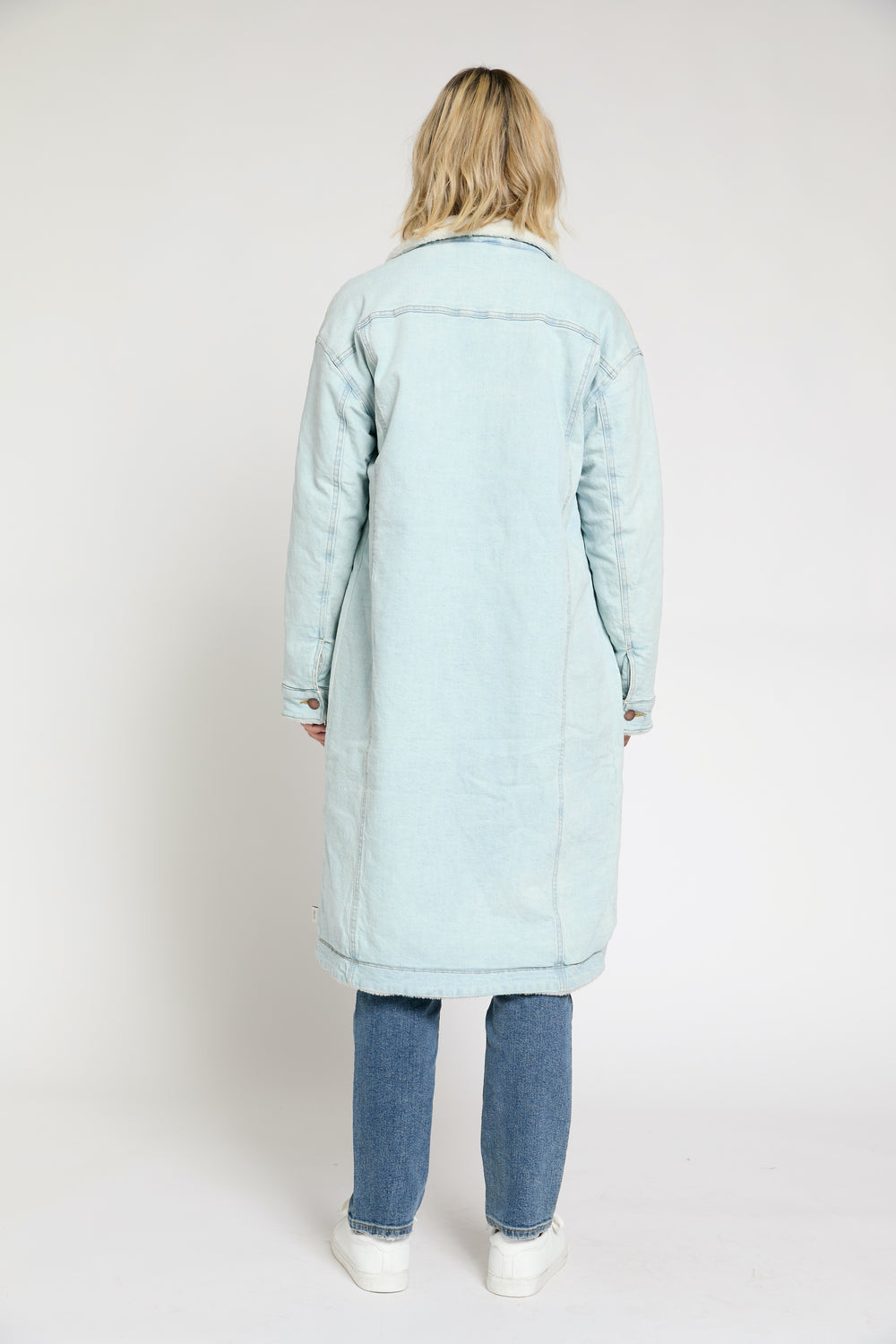 Jessica M is Size XS and 5’8”