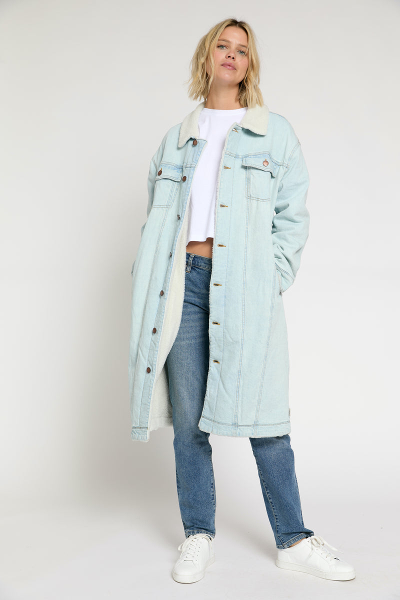 Jessica M is Size XS and 5’8”