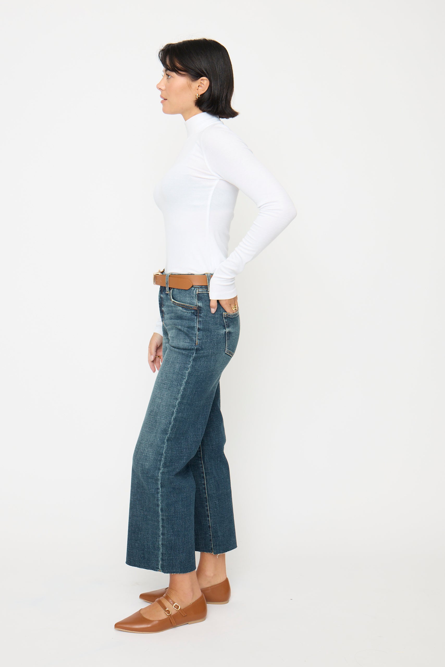 Aberdeen Wide Leg Crop Jeans – Dark Aged Vintage | Oliver Logan