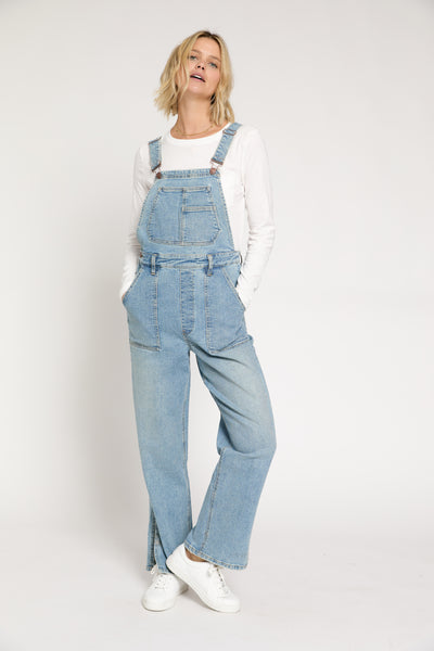 Jessica M is Size XS and 5’8”